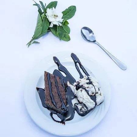 Otel Anamar Pilio Golos